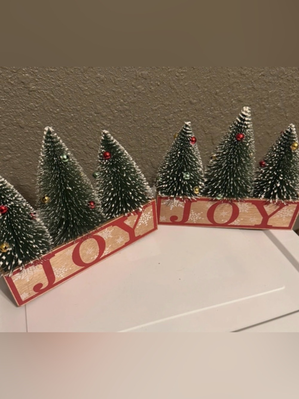 New Joy Christmas decor
